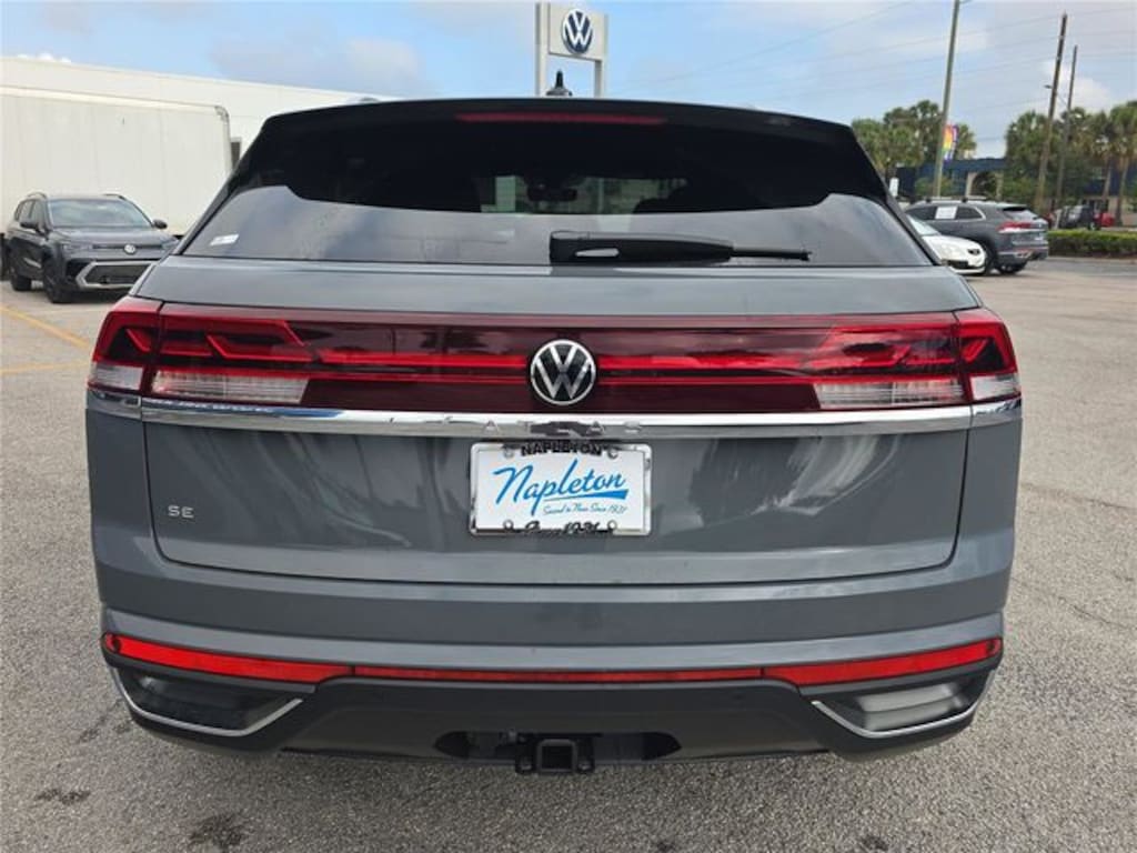 New 2026 Volkswagen Atlas Cross Sport 2.0T SE w/Technology SUV