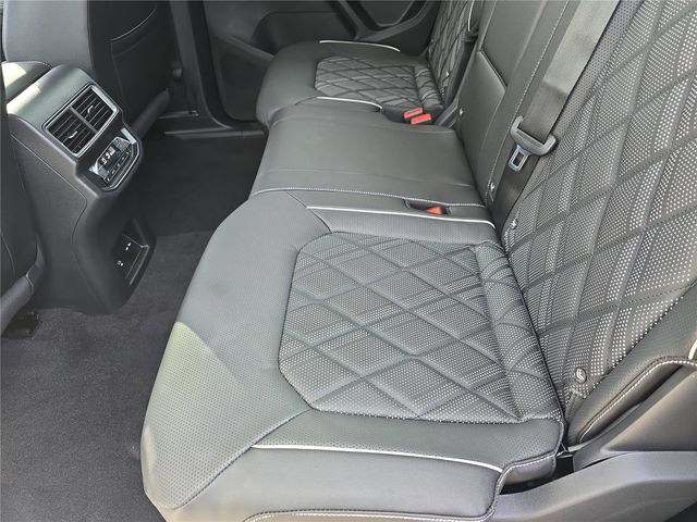 2026 Volkswagen Atlas SEL Premium R-Line - Photo 16