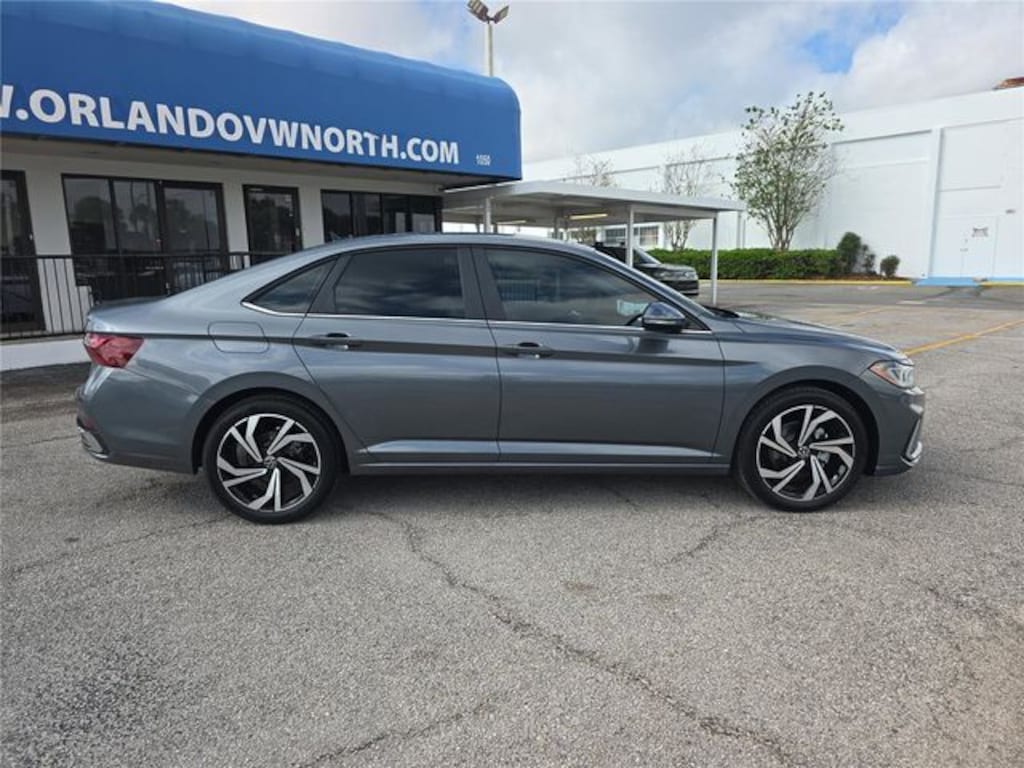 New 2026 Volkswagen Jetta 1.5T SEL Sedan