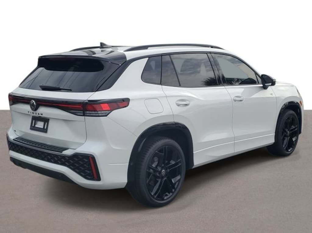 New 2026 Volkswagen Tiguan 2.0T SE R-Line Black SUV