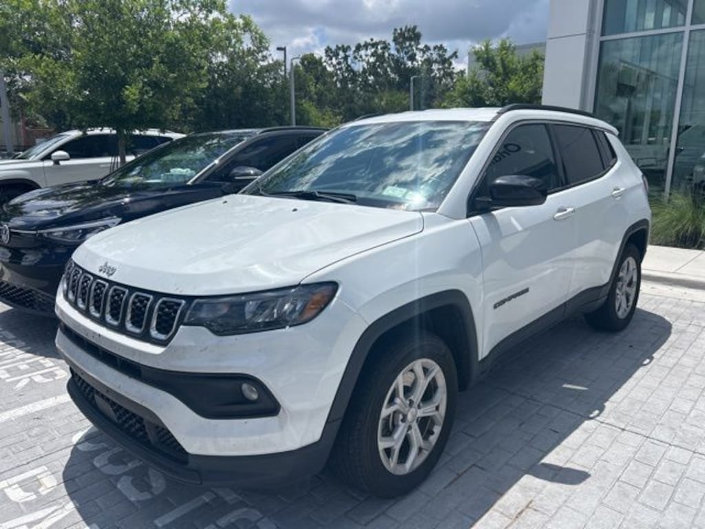 Used 2024 Jeep Compass Latitude SUV