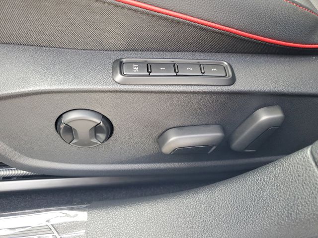 2026 Volkswagen Golf GTI SE - Photo 17
