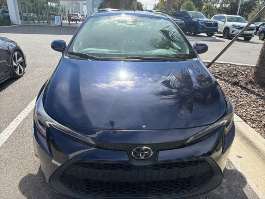 Used 2022 Toyota Corolla LE Sedan
