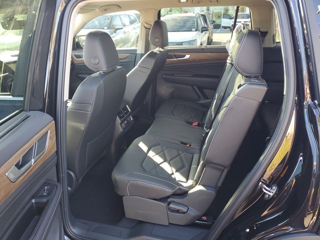 2026 Volkswagen Atlas SE w/Tech - Photo 11