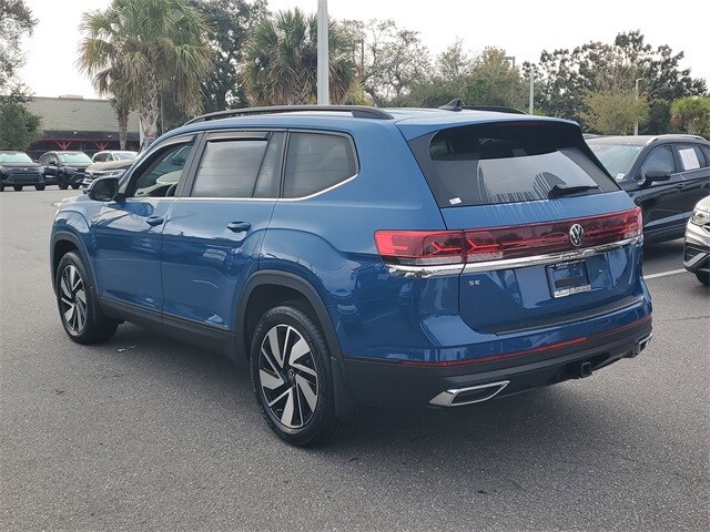 2025 Volkswagen Atlas SE Technology photo 3