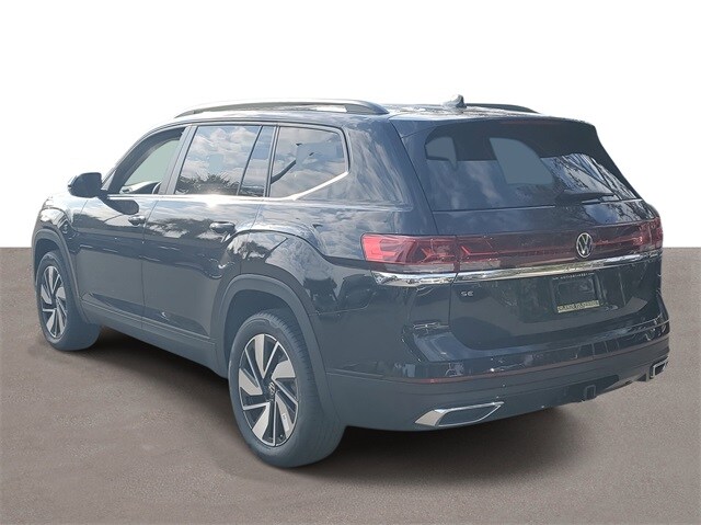 2026 Volkswagen Atlas SE Technology photo 2