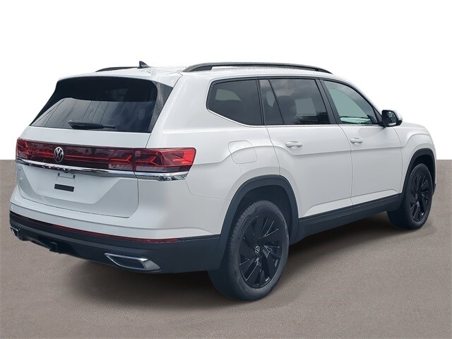 2026 Volkswagen Atlas SE Technology photo 3
