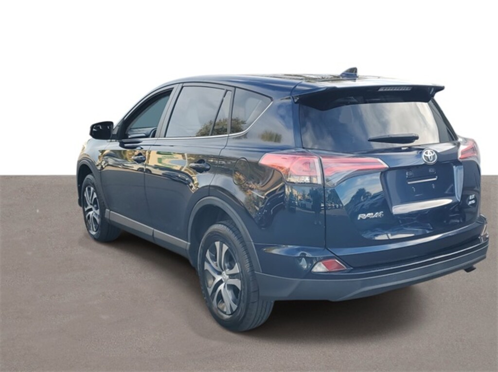 Used 2018 Toyota RAV4 LE SUV