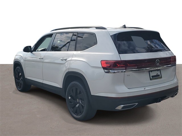 2026 Volkswagen Atlas SE Technology photo 3