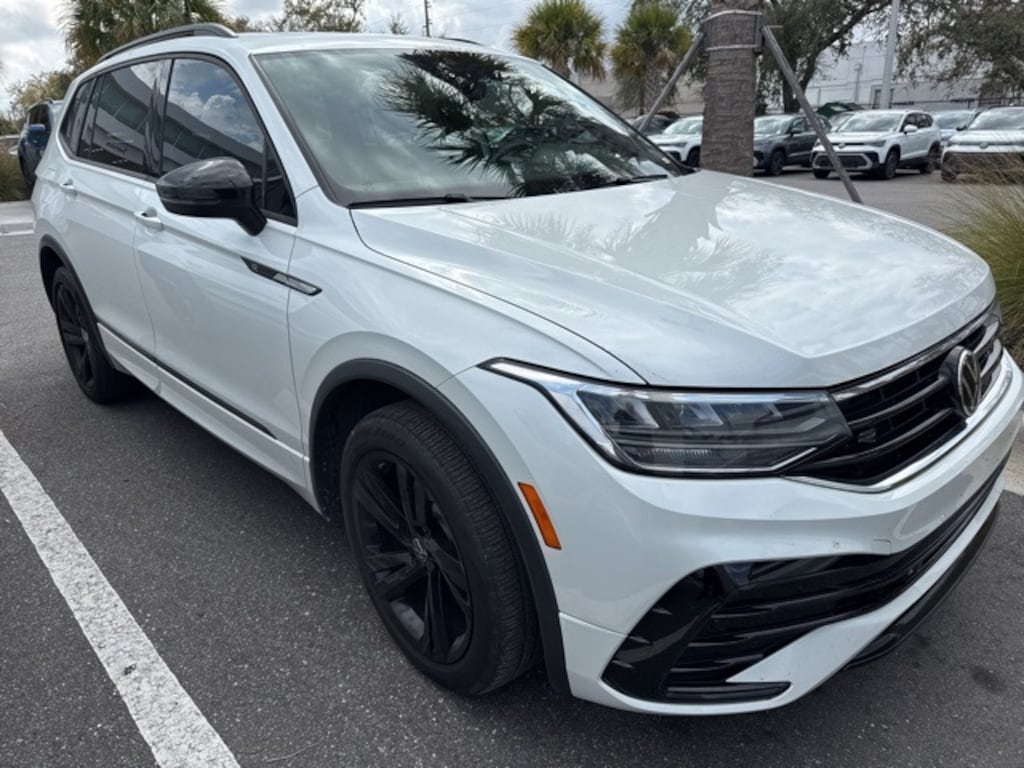 Used 2023 Volkswagen Tiguan 2.0T SE R-Line Black SUV