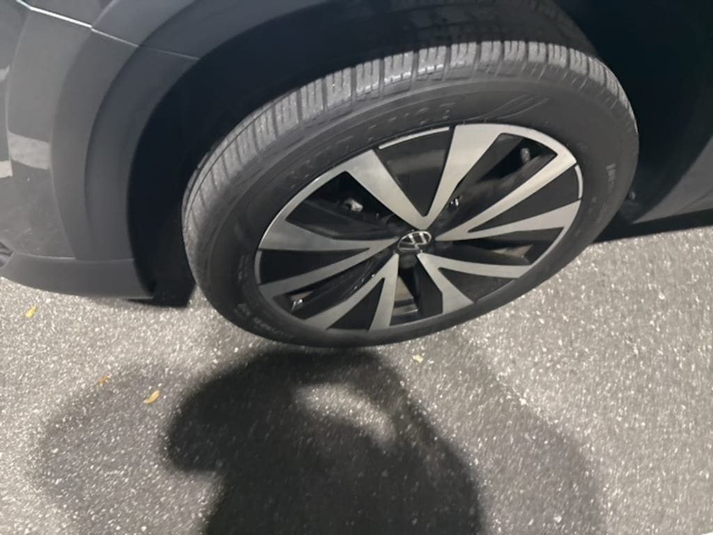 Used 2022 Volkswagen Taos 1.5T SE SUV