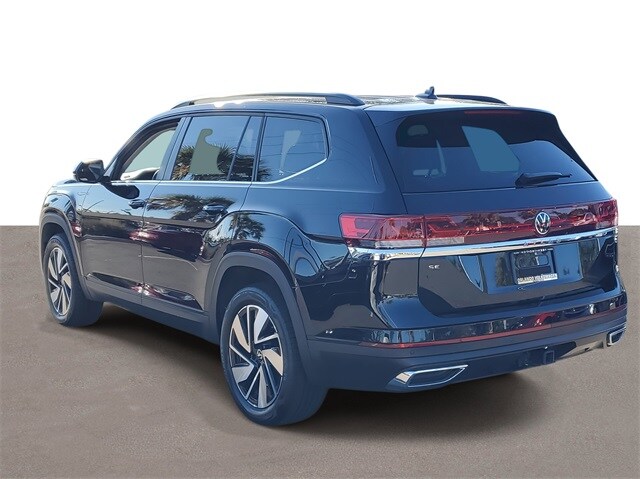 2024 Volkswagen Atlas SE Technology photo 3