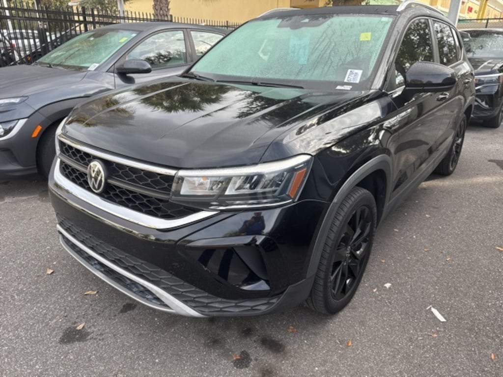 Used 2022 Volkswagen Taos 1.5T SE SUV