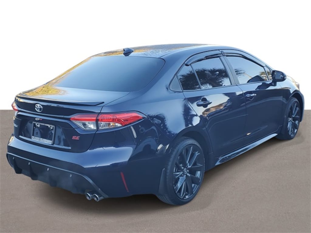 Used 2025 Toyota Corolla SE Sedan