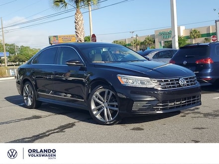 2017 Volkswagen Passat 1.8T R-Line Sedan