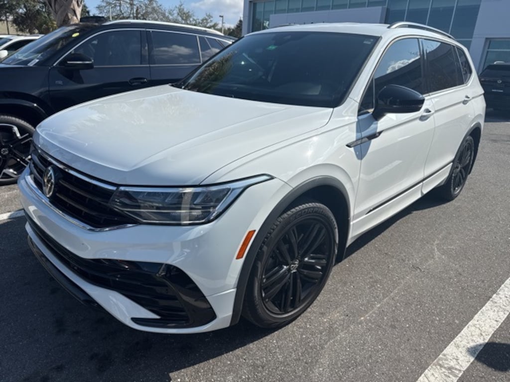 Used 2022 Volkswagen Tiguan 2.0T SE R-Line Black SUV