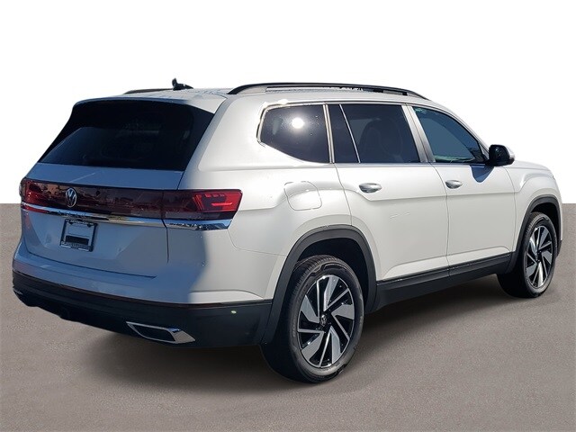 2026 Volkswagen Atlas SE Technology photo 4