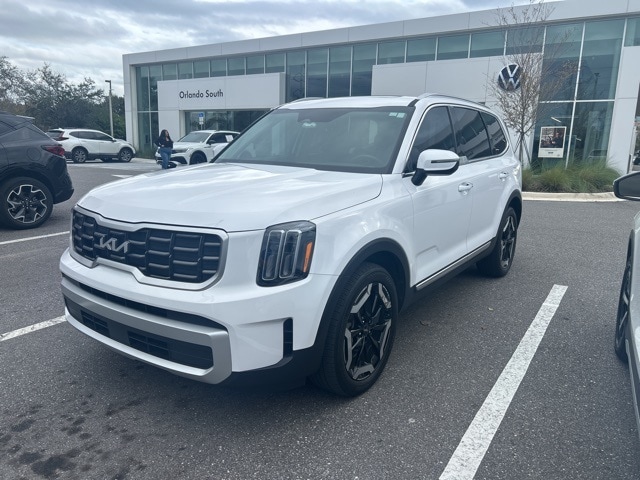 2025 Kia Telluride S's photo