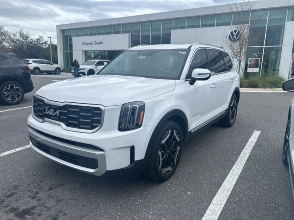 Used 2025 Kia Telluride S SUV