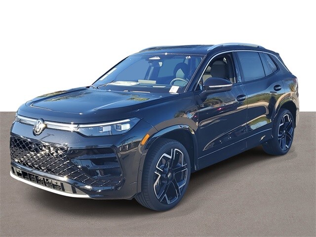 2026 Volkswagen Tiguan SEL R-Line photo 2