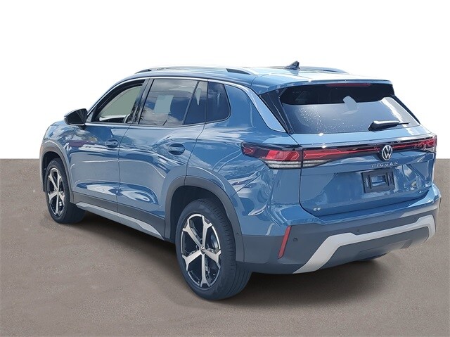 2025 Volkswagen Tiguan SE photo 3