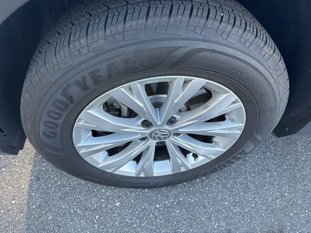 2020 Volkswagen Tiguan S photo 4