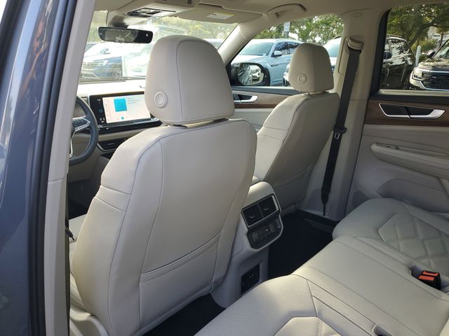 2026 Volkswagen Atlas SE w/Tech - Photo 10
