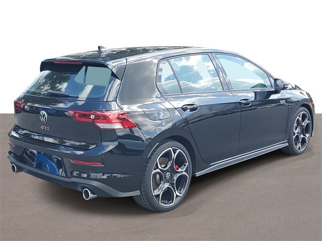 2025 Volkswagen Golf GTI Autobahn photo 4