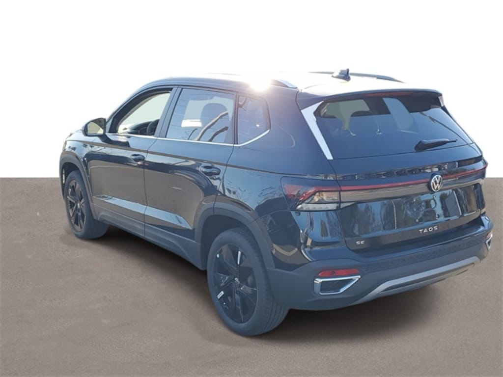 New 2026 Volkswagen Taos 1.5T SE SUV