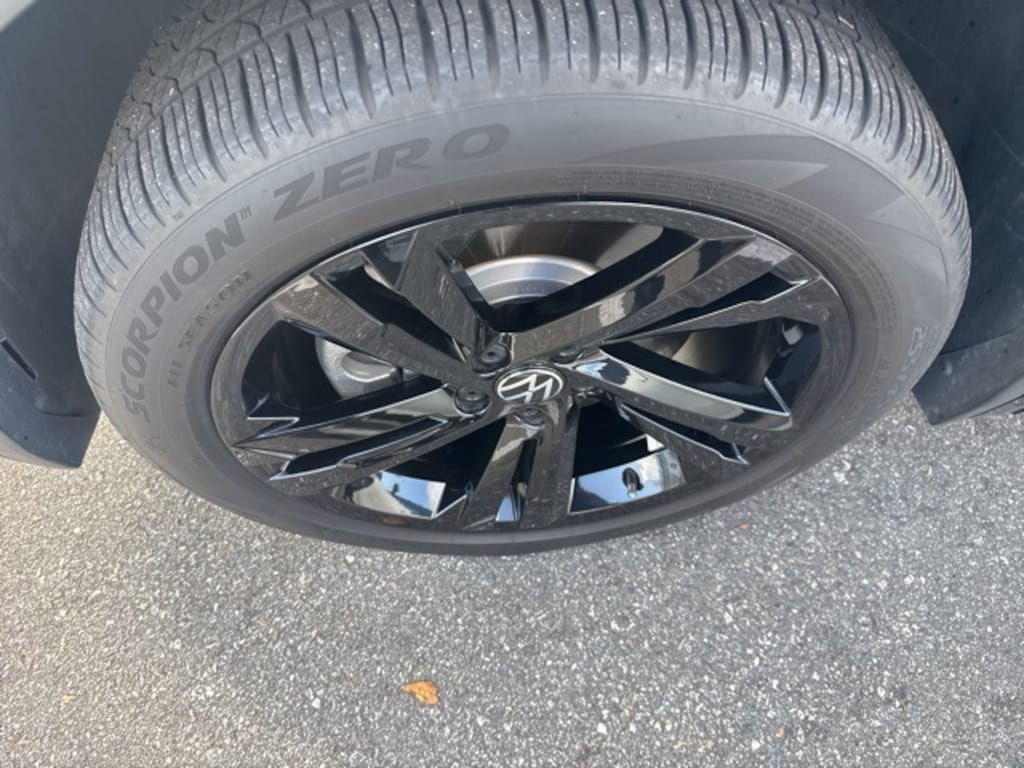 Used 2023 Volkswagen Tiguan 2.0T SE R-Line Black SUV