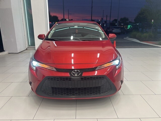 2021 Toyota Corolla LE photo 2