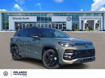 2025 Volkswagen Tiguan 2.0T SE R-Line Black SUV 2025 Volkswagen Tiguan 2.0T SE R-Line Black SUV