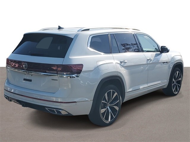 2025 Volkswagen Atlas SEL Premium R-Line photo 4