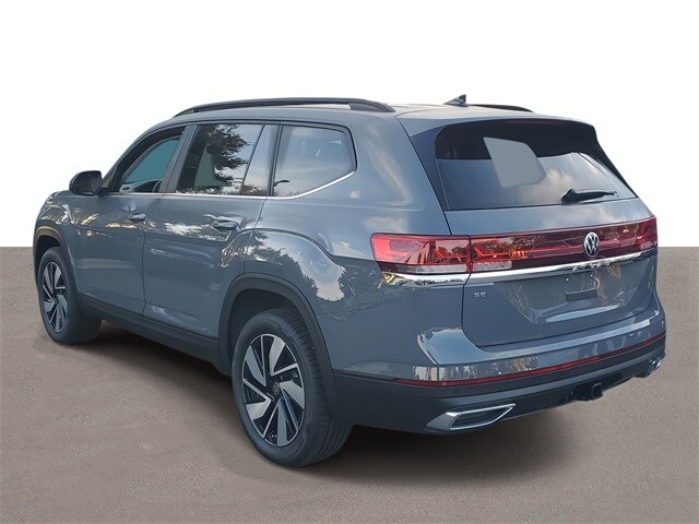2026 Volkswagen Atlas SE Technology photo 3