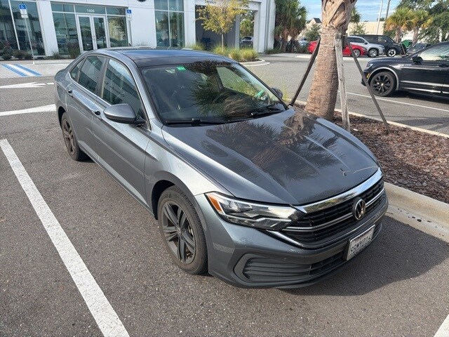 2022 Volkswagen Jetta 1.5T SE photo 2