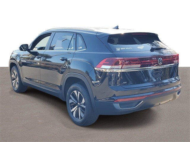2026 Volkswagen Atlas Cross Sport SE photo 3