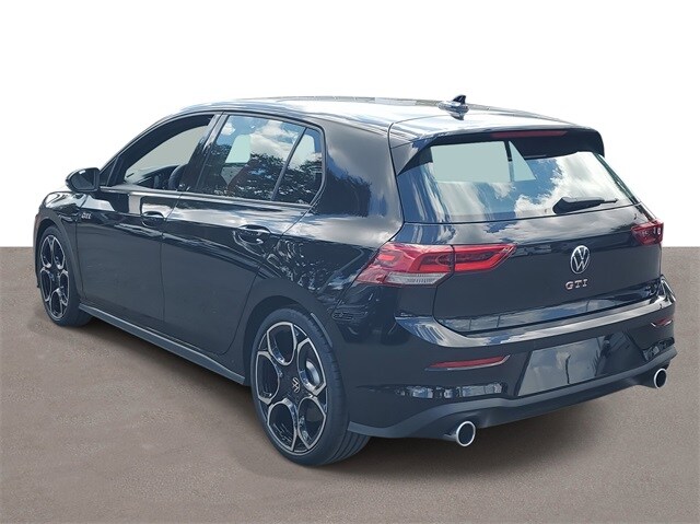 2025 Volkswagen Golf GTI Autobahn photo 3