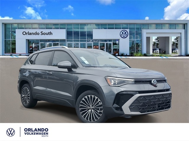 2025 Volkswagen Taos SE's photo