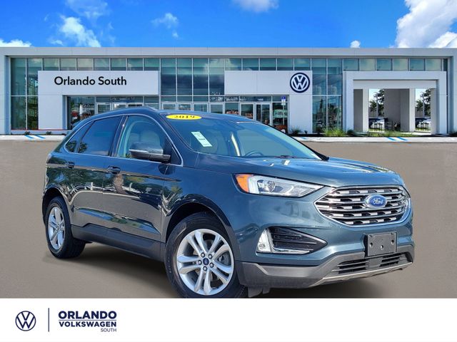 2019 Ford Edge SEL's photo