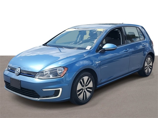 Used 2016 Volkswagen e-Golf e-Golf SE with VIN WVWKP7AU7GW914963 for sale in Orlando, FL