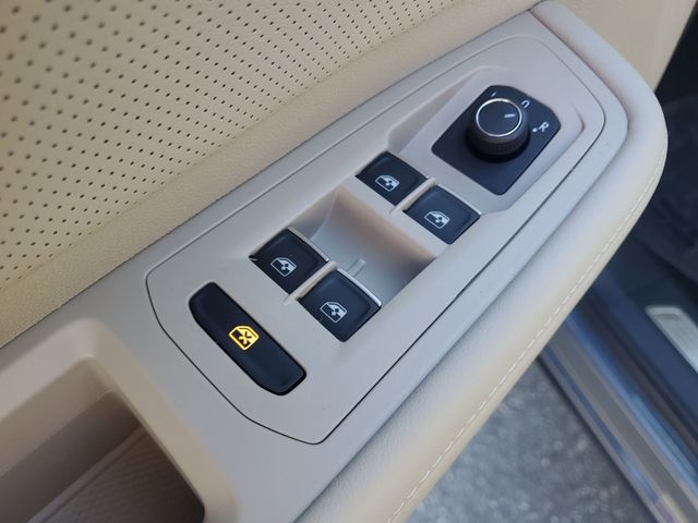 2026 Volkswagen Atlas SE w/Tech - Photo 14