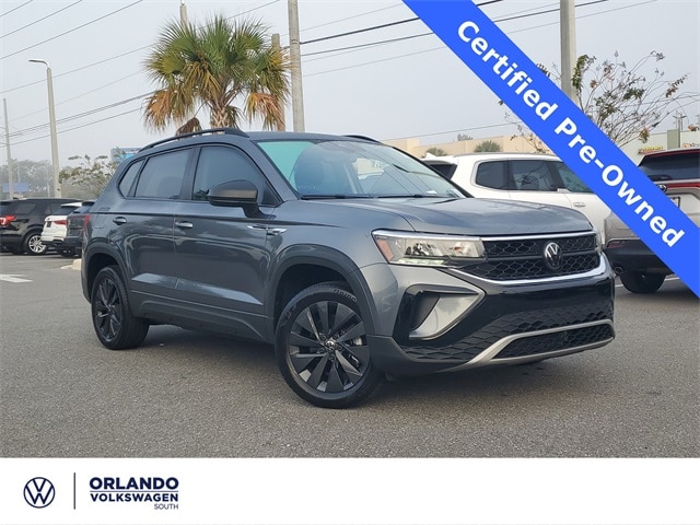 2024 Volkswagen Taos S's photo