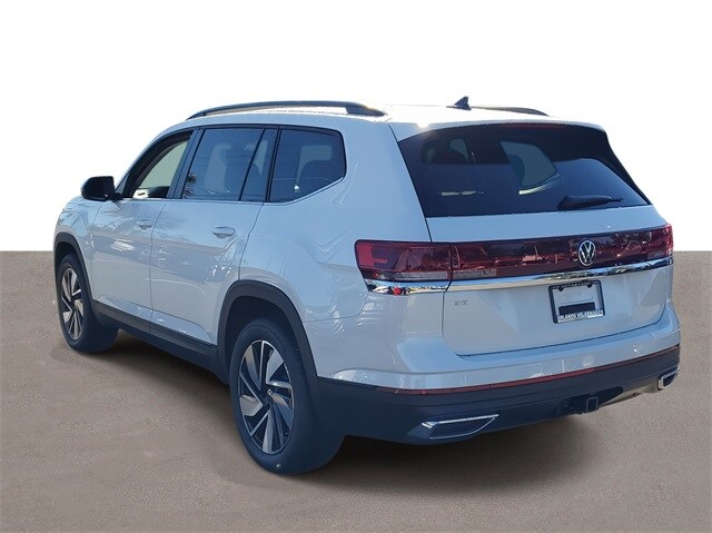 2026 Volkswagen Atlas SE Technology photo 3