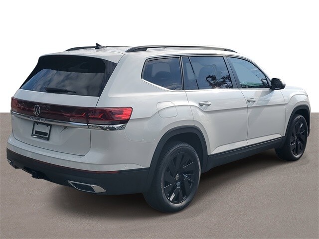 2026 Volkswagen Atlas SE Technology photo 4