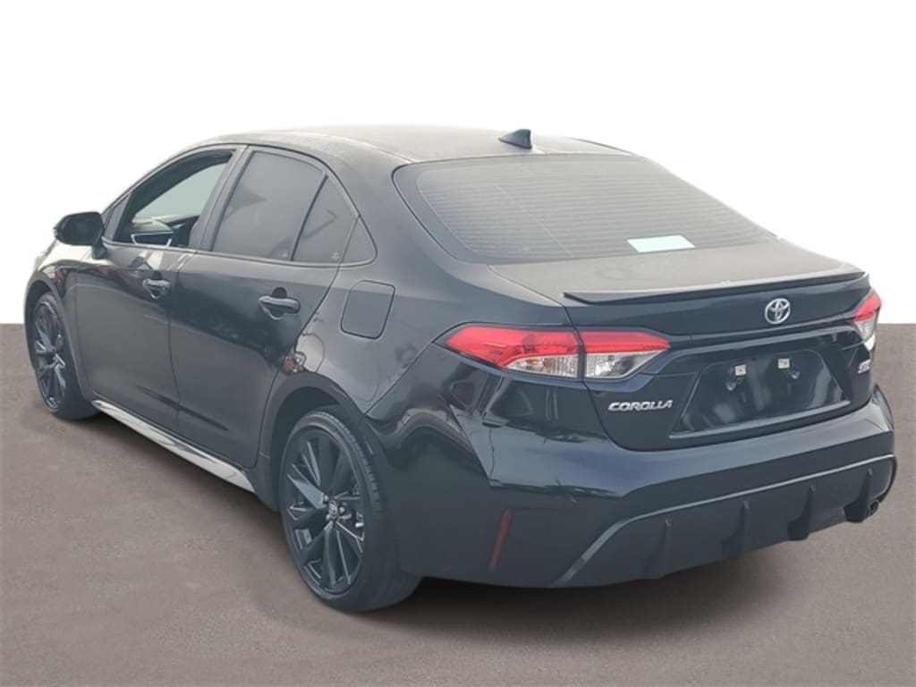 Used 2024 Toyota Corolla SE Sedan