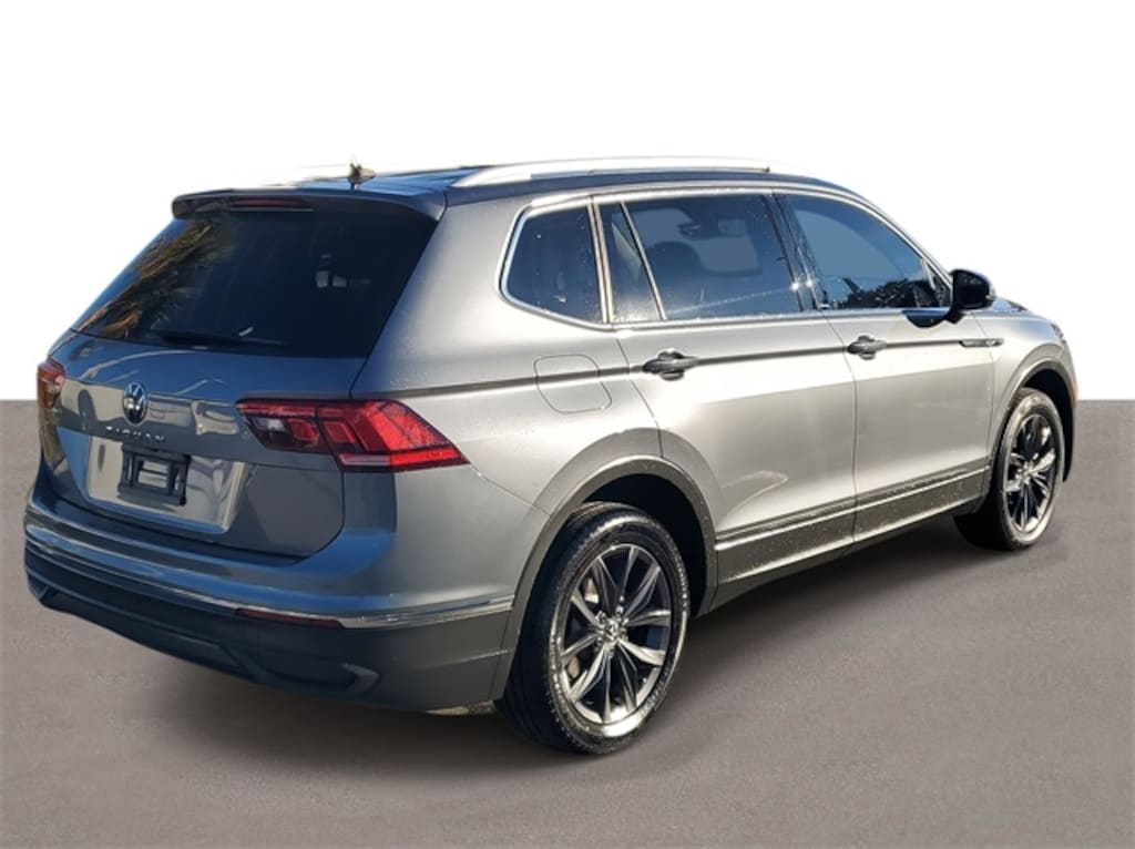 Certified 2022 Volkswagen Tiguan 2.0T SE SUV