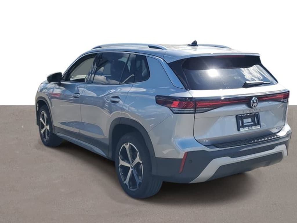 New 2026 Volkswagen Tiguan 2.0T SE SUV