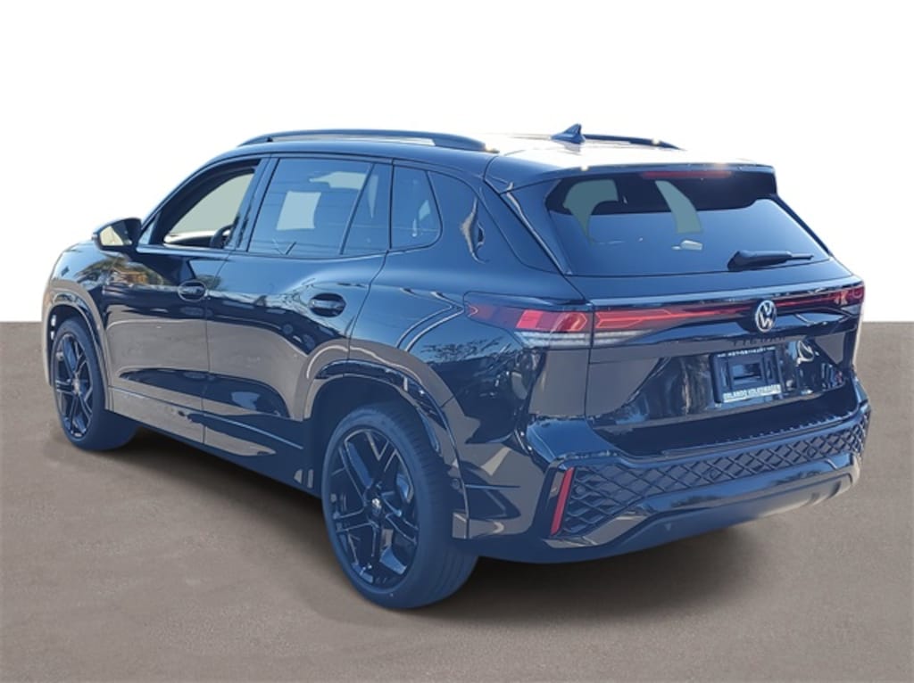 New 2026 Volkswagen Tiguan 2.0T SE SUV