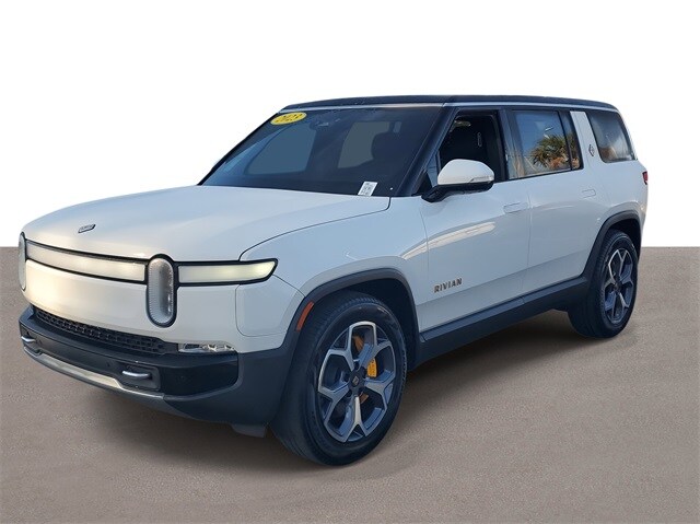 2023 Rivian R1S Adventure photo 2
