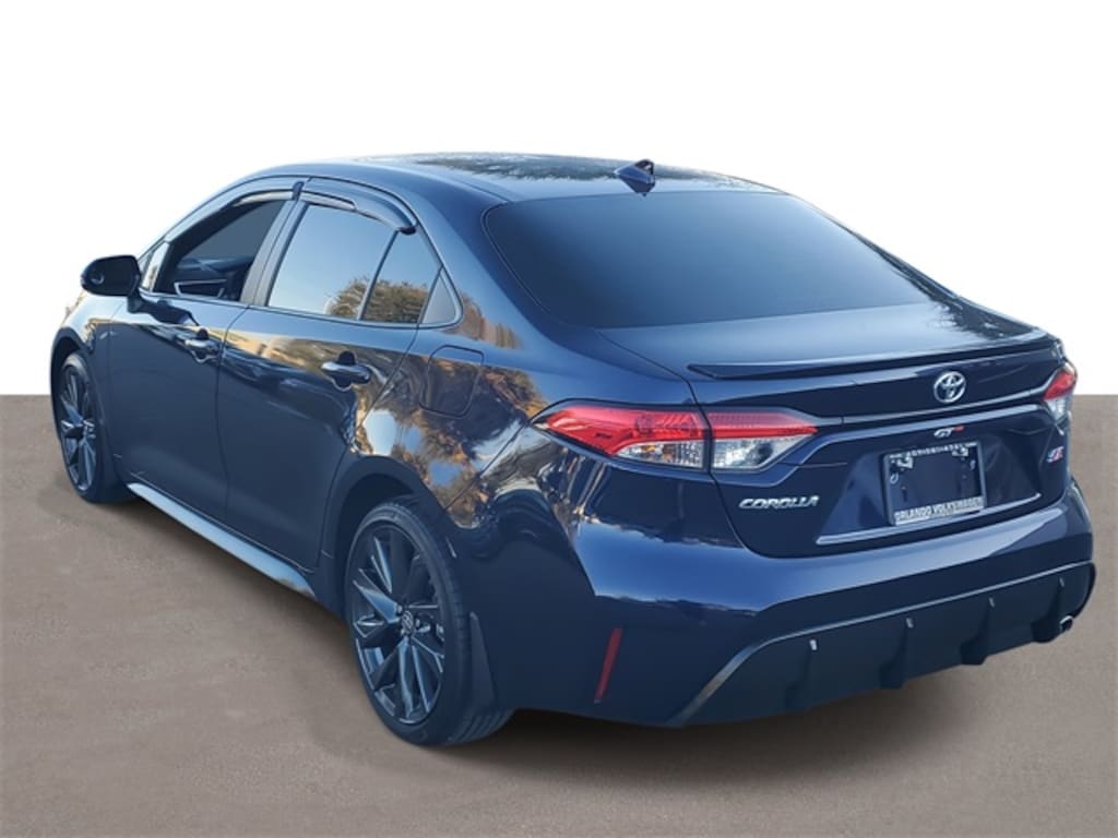 Used 2025 Toyota Corolla SE Sedan